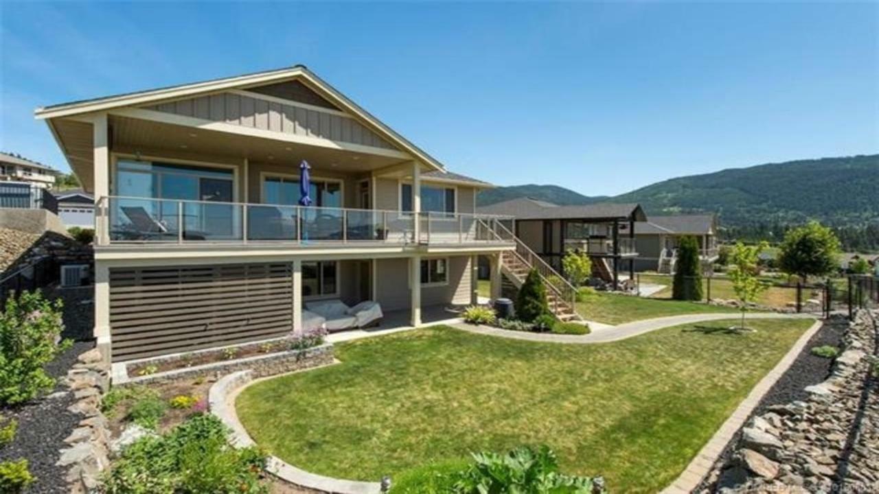 Vernon Home With True Okanagan Lifestyle Экстерьер фото