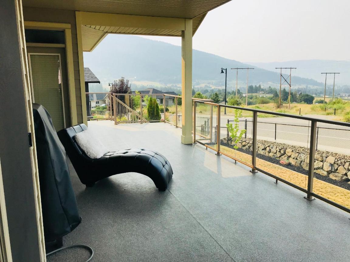 Vernon Home With True Okanagan Lifestyle Экстерьер фото